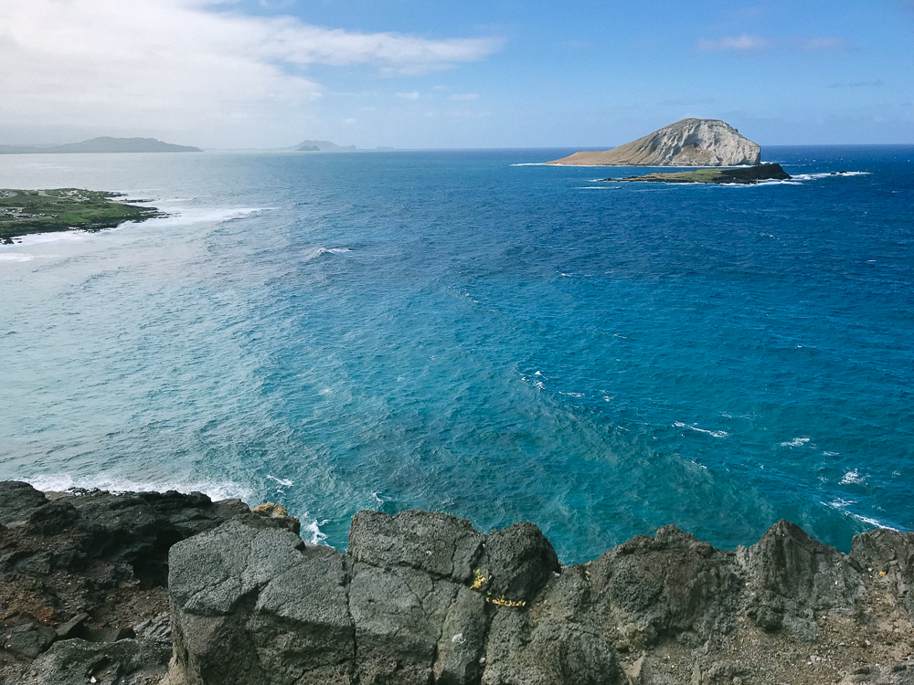 The Ultimate Oahu Travel Guide for the Adventurer - Makapuu Point Lighthouse Trail | Sunshine Style