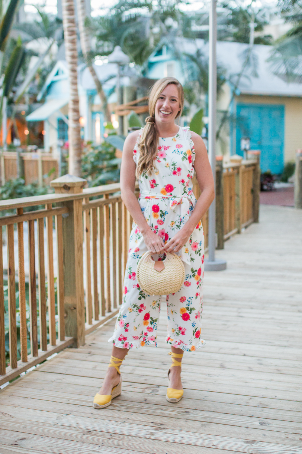Gal Meets Glam Collection Floral Romper / How to Style a Romper- Sunshine Style 